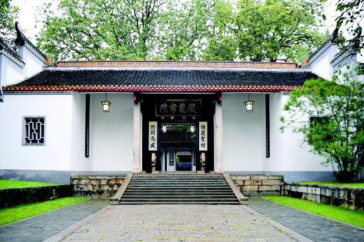 千年岳麓，弦歌不絕