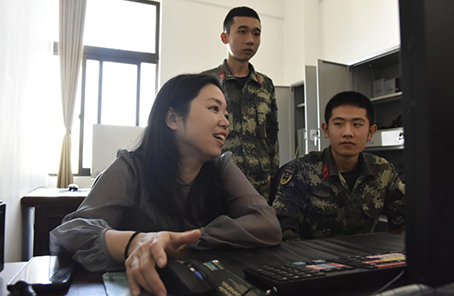 軍嫂鄭如:雖苦不怕，是我對愛的承諾