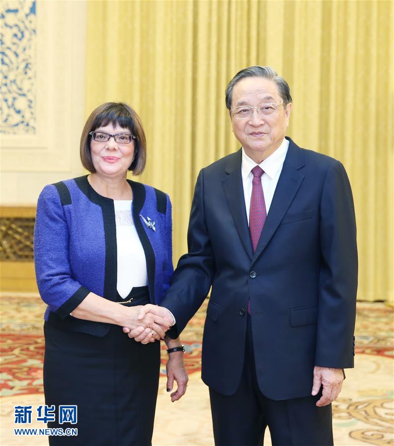 11月27日，全國(guó)政協(xié)主席俞正聲在北京會(huì)見塞爾維亞國(guó)民議會(huì)議長(zhǎng)戈伊科維奇。新華社記者 姚大偉 攝