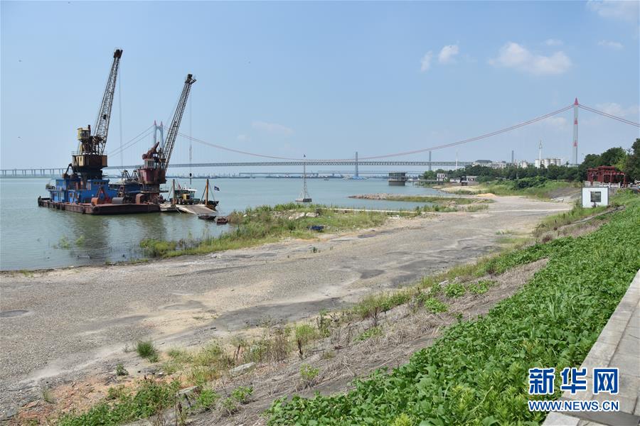 （大江奔流——來自長江經(jīng)濟(jì)帶的報道·圖文互動）（2）登岳陽樓，又見“浩浩湯湯”