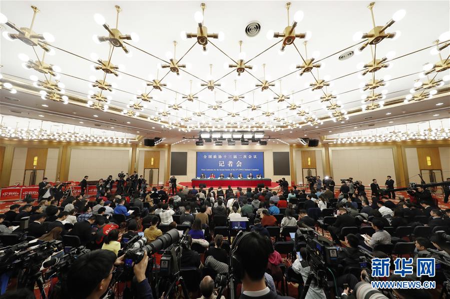 （兩會(huì)·XHDW）（9）政協(xié)委員談優(yōu)化營(yíng)商環(huán)境、促進(jìn)民營(yíng)經(jīng)濟(jì)高質(zhì)量發(fā)展