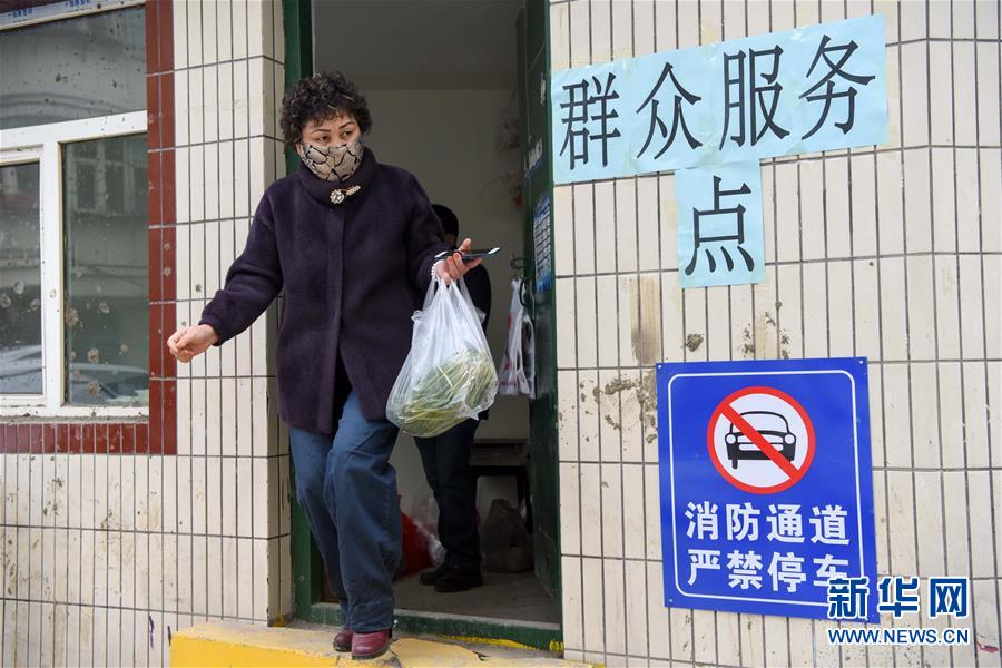 （聚焦疫情防控·圖文互動）（5）“我們多跑跑，居民更安全”——直擊新疆基層社區(qū)疫情防控