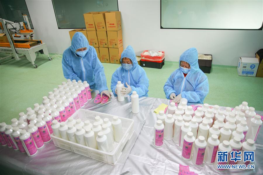（新華全媒頭條·圖文互動）（11）分秒必爭，打好醫(yī)療物資保障戰(zhàn)！——全國全力保障醫(yī)療物資供應(yīng)