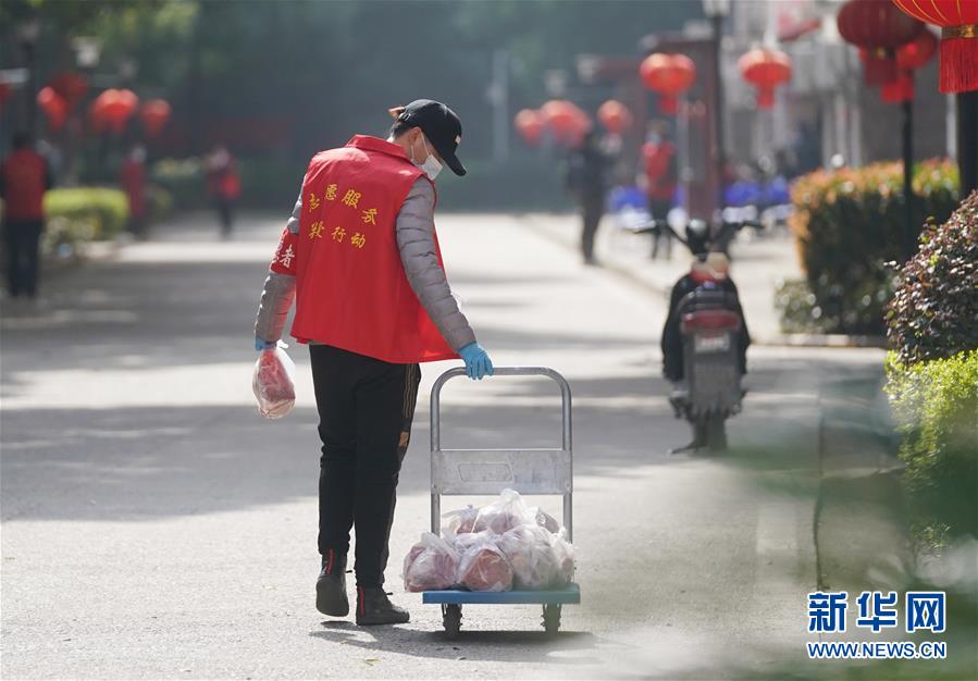 （新華全媒頭條）（5）在大考中交出合格答卷——習(xí)近平總書記湖北武漢考察為打贏湖北保衛(wèi)戰(zhàn)、武漢保衛(wèi)戰(zhàn)指明方向