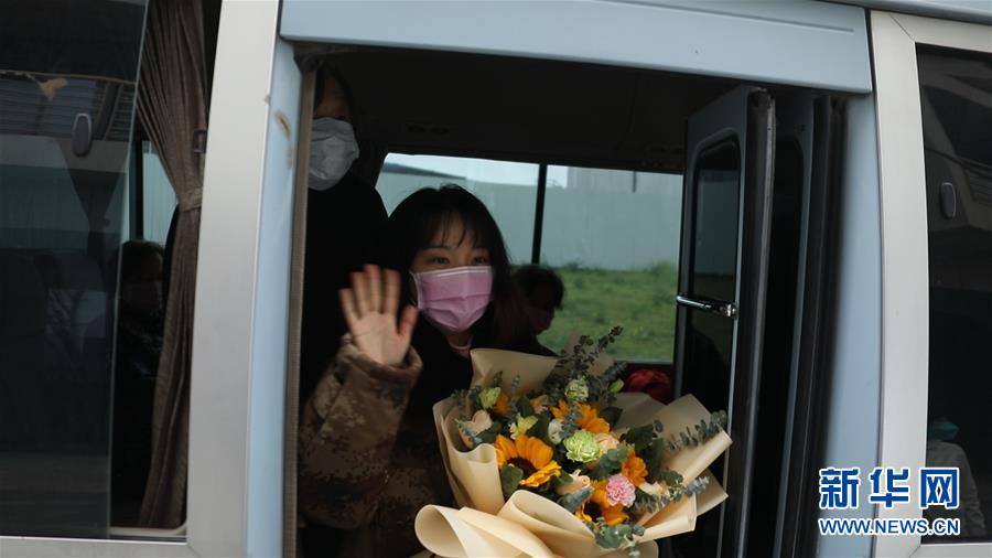（新華全媒頭條·習近平致敬的戰(zhàn)“疫”英雄·武漢人民篇·圖文互動）（3）壯哉，大武漢——獻給英雄的武漢人民