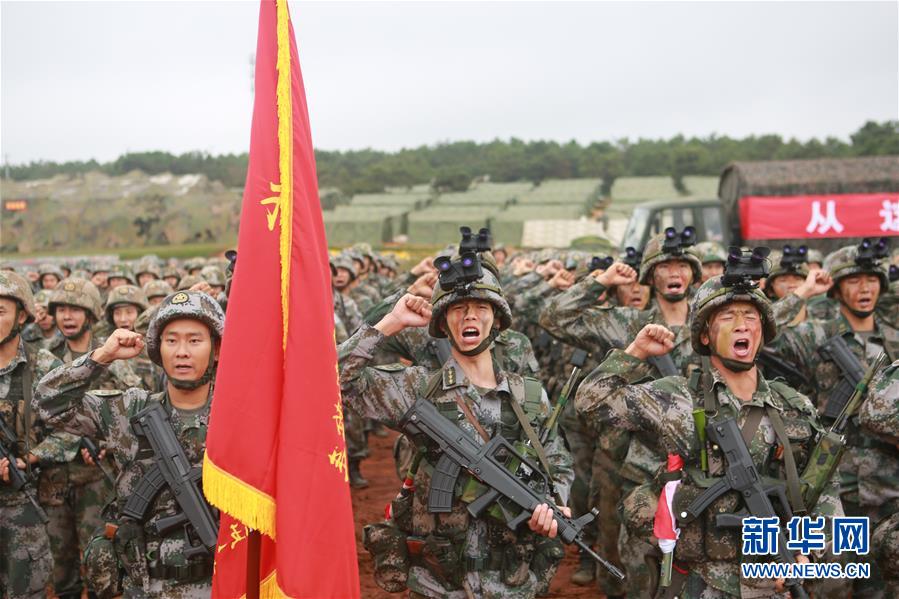 （在習(xí)近平強(qiáng)軍思想指引下·我們?cè)趹?zhàn)位報(bào)告·圖文互動(dòng)）（1）千里移防，鐵心跟黨走——南部戰(zhàn)區(qū)陸軍第75集團(tuán)軍某紅軍旅政治建軍、練兵備戰(zhàn)記事