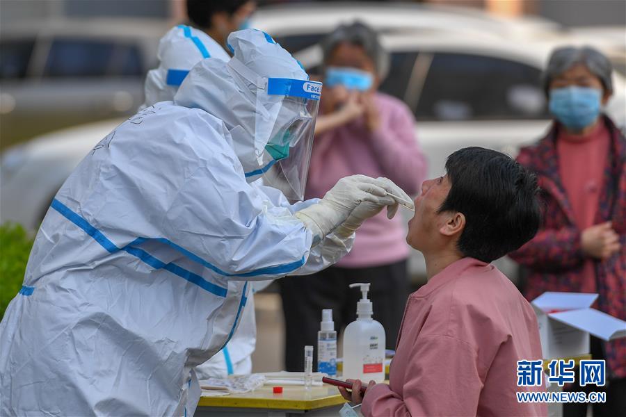 （新華全媒頭條·兩會精神看落實·圖文互動）（5）整體謀劃、系統(tǒng)升級、全面提升——落實全國兩會精神織牢織密公共衛(wèi)生防護(hù)網(wǎng)