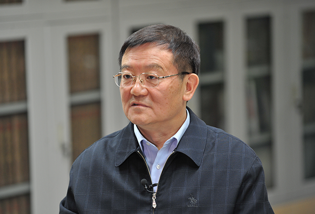 座談會(huì)召開(kāi)既有“里程碑”的歷史意義，也有“指南針”的現(xiàn)實(shí)意義