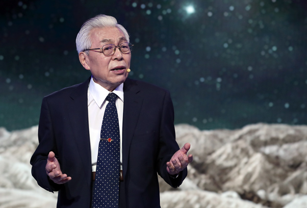 雖然已經(jīng)84歲了，但我還會(huì)加倍努力。