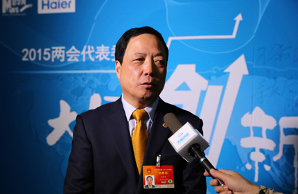 “一個(gè)技術(shù)點(diǎn)上的創(chuàng)新，形成一個(gè)體系的技術(shù)創(chuàng)新，再形成一個(gè)體系的標(biāo)準(zhǔn)。”