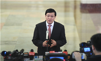 全國社?；鹄硎聲?huì)理事長樓繼偉接受采訪