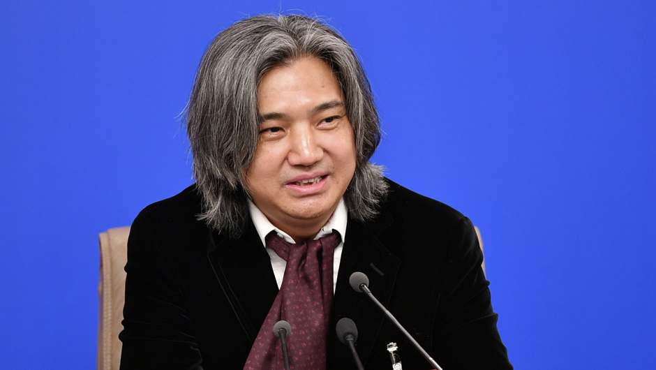 全國政協(xié)常委、文化文史和學(xué)習(xí)委員會委員，中國美術(shù)館館長，中國美術(shù)家協(xié)會副主席 吳為山