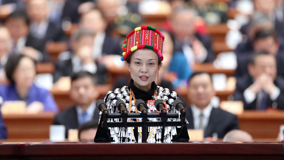 云南省德宏傣族景頗族自治州政協教科文衛(wèi)委員會主任 何慶