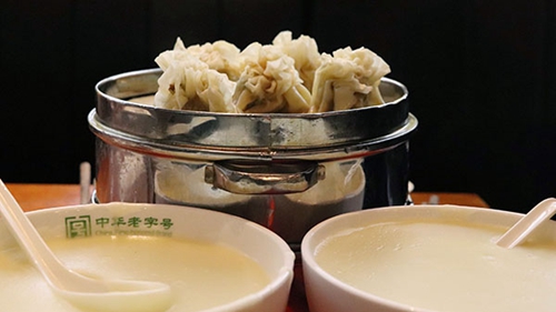 追夢中國人｜王和茂：一碗“頭腦”，講述百年舌尖上的早餐