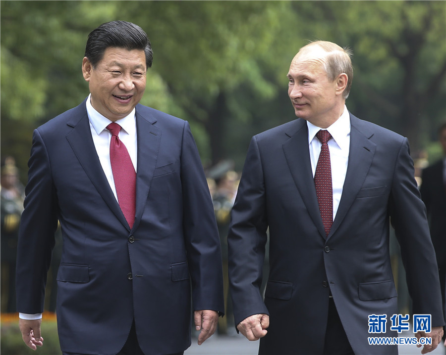 這是會談前，習近平在上海西郊會議中心廣場為普京舉行歡迎儀式。新華社記者 蘭紅光 攝 