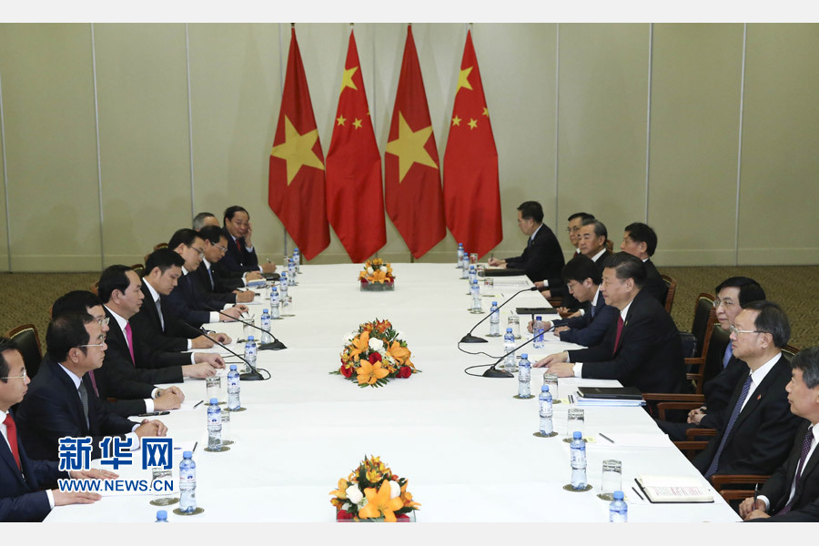 11月19日，國家主席習近平在利馬會見越南國家主席陳大光。新華社記者 龐興雷 攝 
