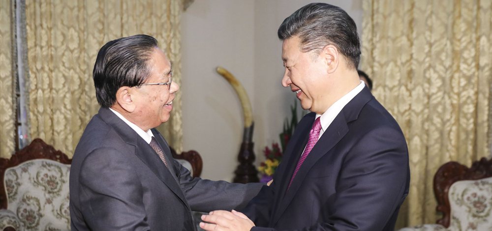習(xí)近平會(huì)見(jiàn)老撾人民革命黨中央委員會(huì)前總書(shū)記、前國(guó)家主席朱馬里